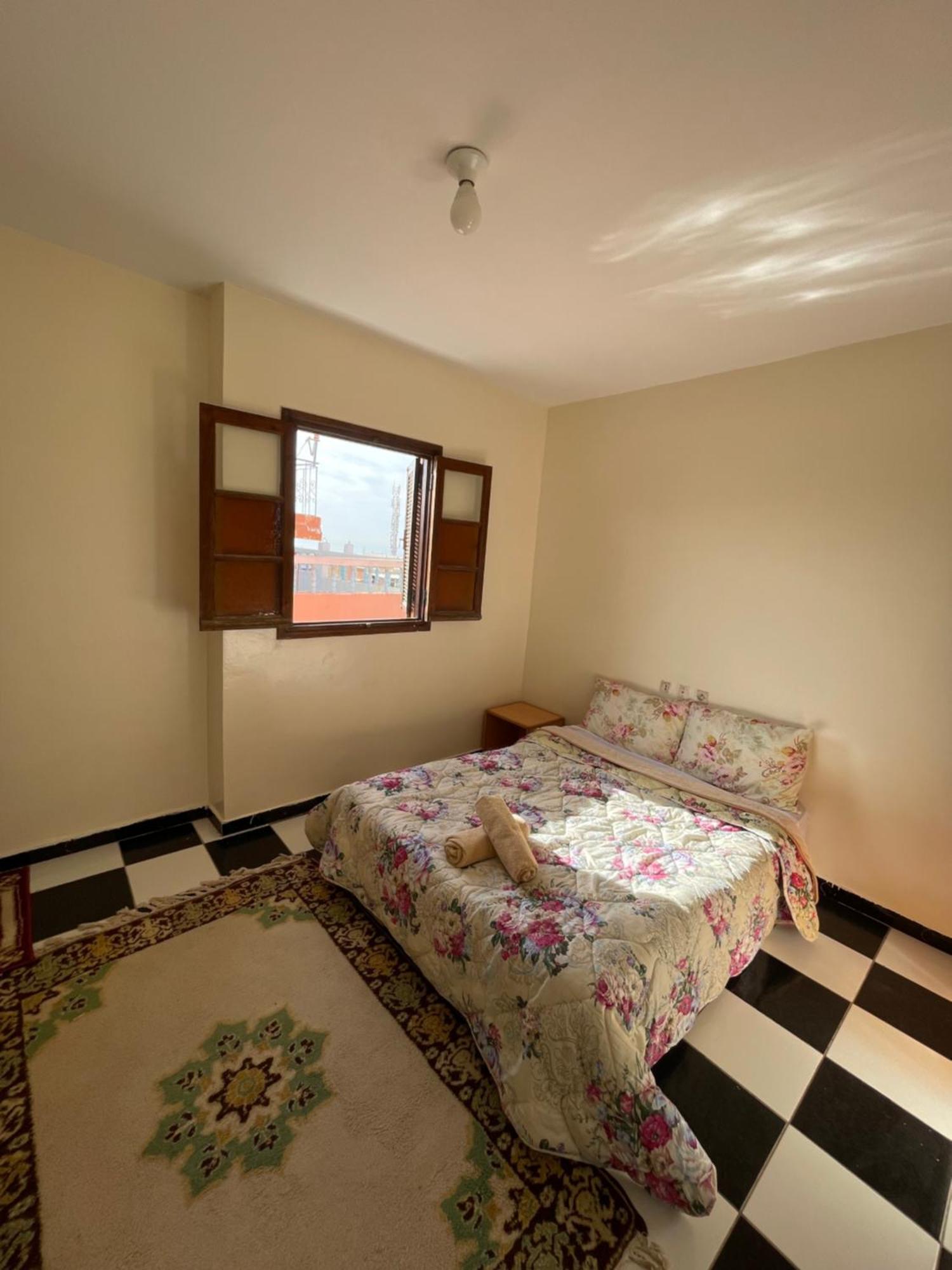 Berber Waves Surf House Hostel Tamraght Buitenkant foto