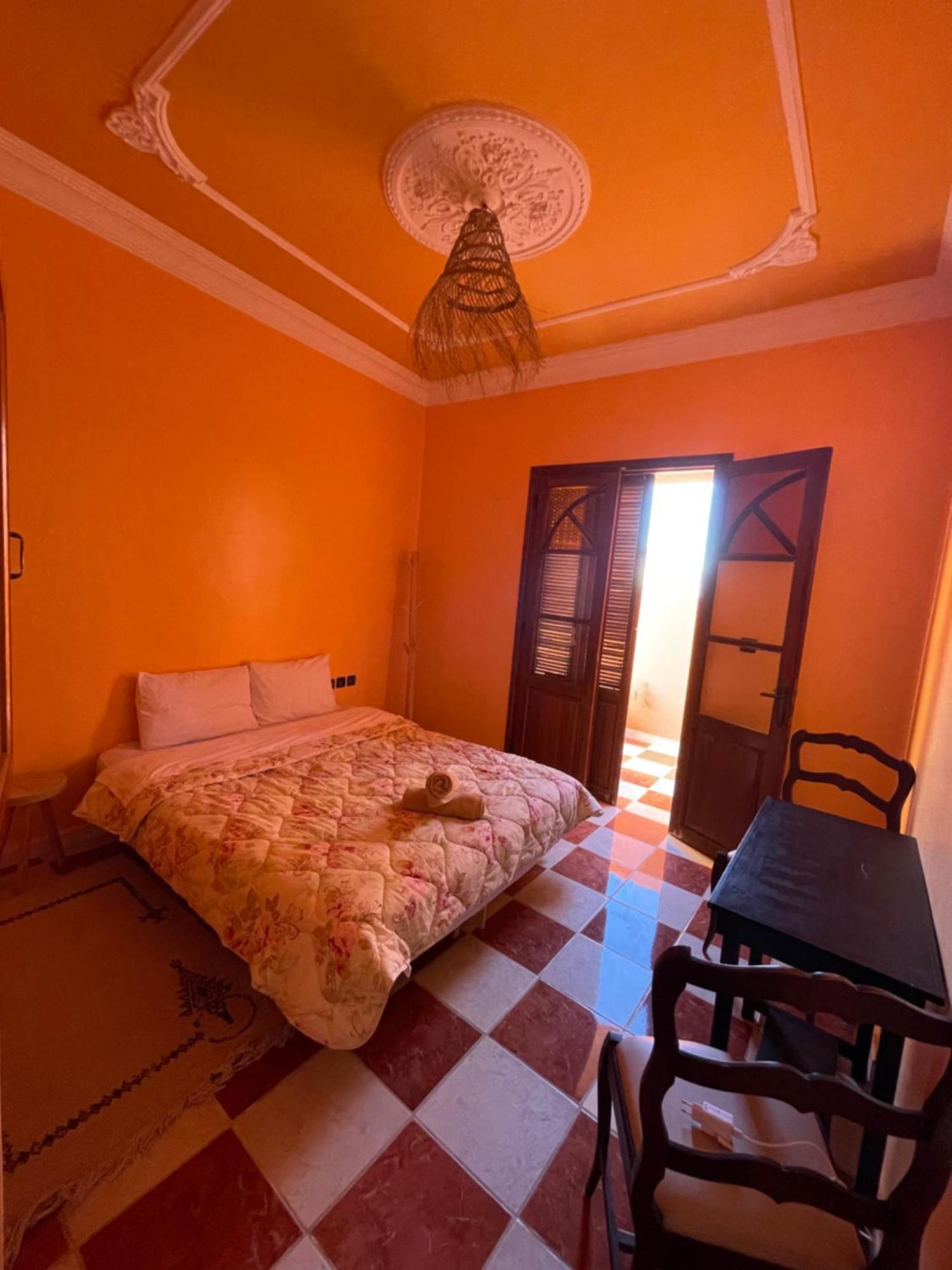 Berber Waves Surf House Hostel Tamraght Buitenkant foto